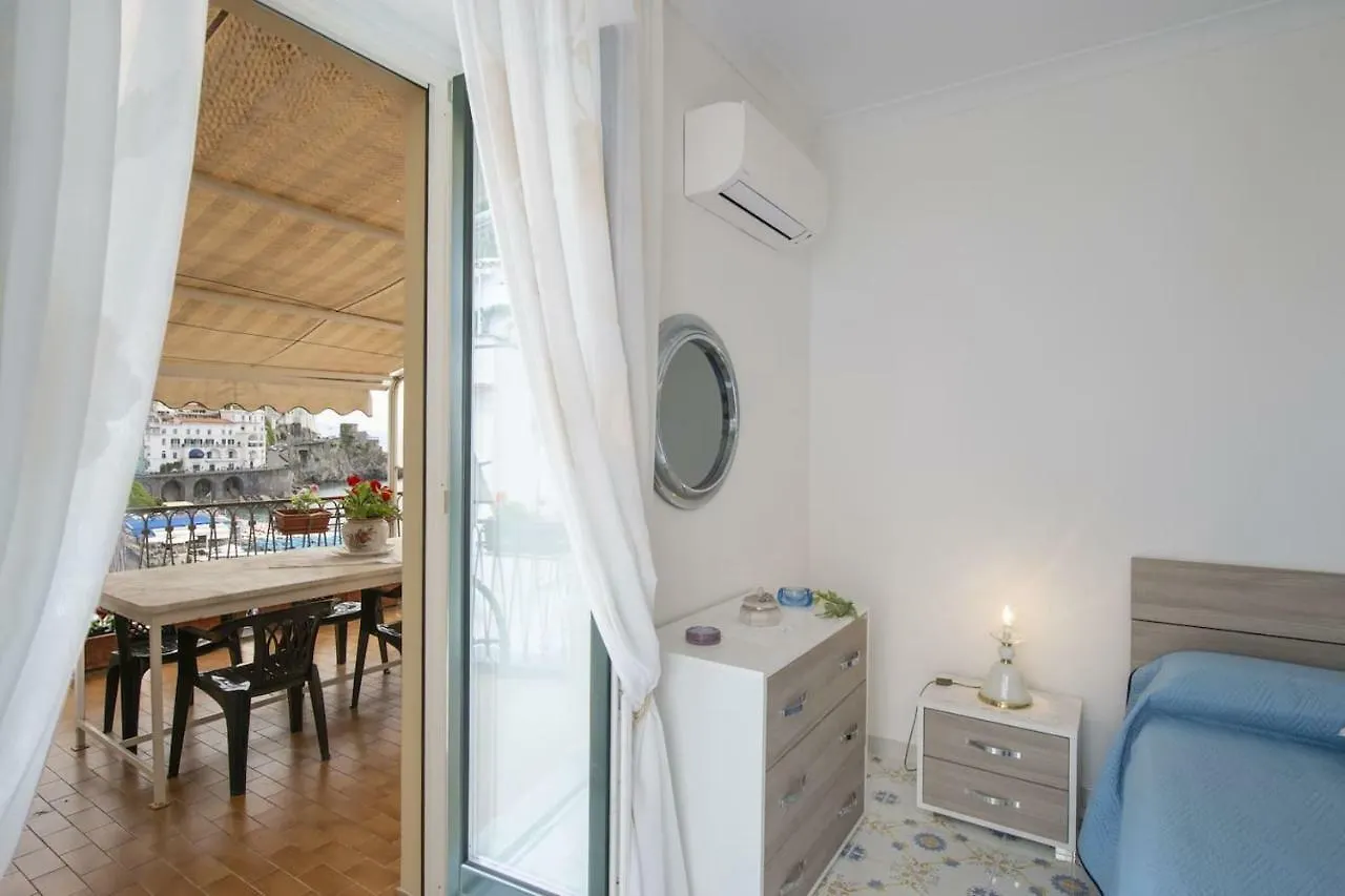 Amalfi-Sun Appartement 0*, Amalfi